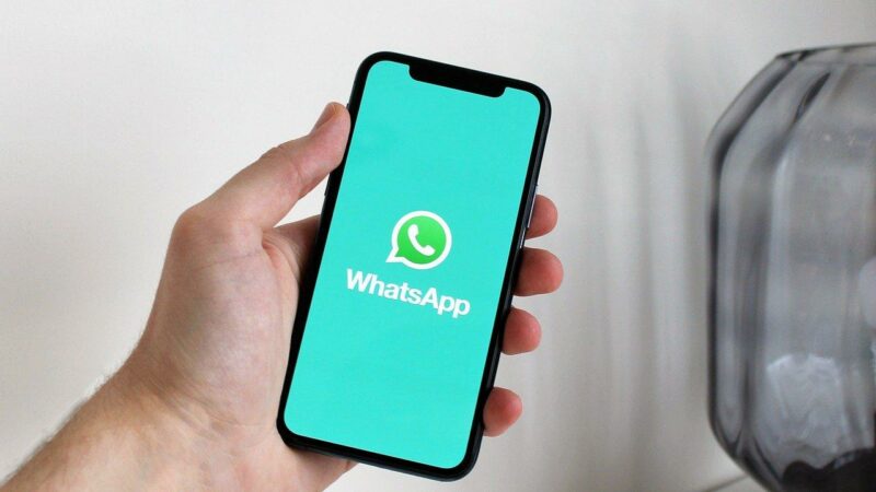 WhatsApp : Comment créer un groupe pour discuter entre amis, en famille ou avec des collègues ?