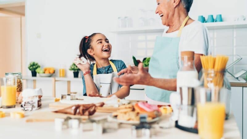 Cuisine : ces recettes qui ont bercé notre enfance et qu’on partage avec nos enfants et petits-enfants