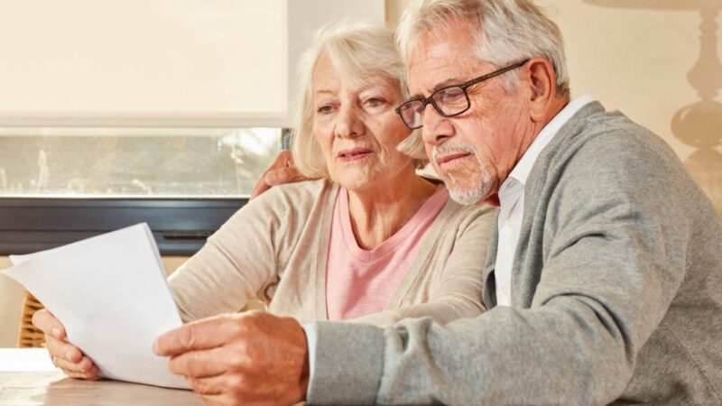 5 questions clés que chaque senior se pose sur sa mutuelle à la retraite : on vous donne les réponses !