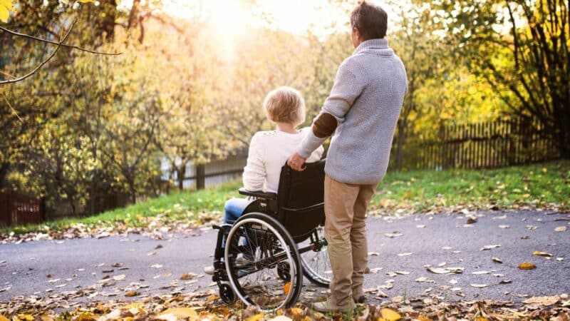 Location de fauteuil roulant : la meilleure option ?