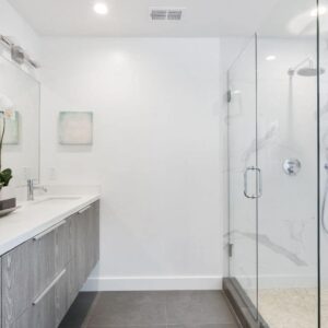 Renouvelez votre salle de bain avec ces 8 astuces irrésistibles!