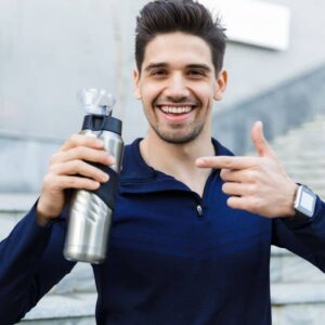 Voulez-vous dire au revoir au moule dans votre bouteille? Découvrez comment le faire avec un seul ingrédient!